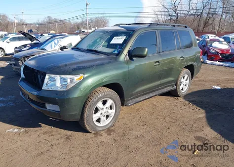 2011 Toyota Land Cruiser V8 (A6) из США, поврежденный, VIN JTMHY7AJ4B5011231